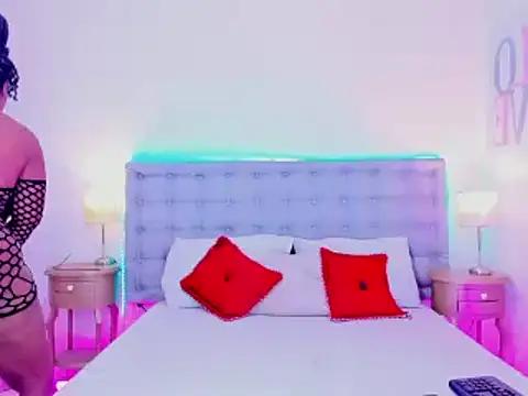 laqquishax from StripChat