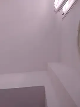 laragazzadisibinita from StripChat