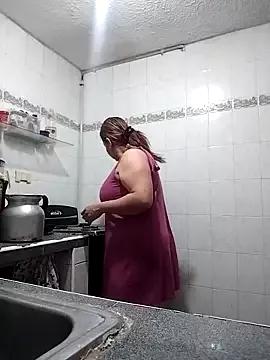 LaraStons from StripChat is Freechat