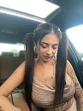 Try our girls live displays and explore the company of endless strippers, with beautiful physiques, vibrating toys and more.