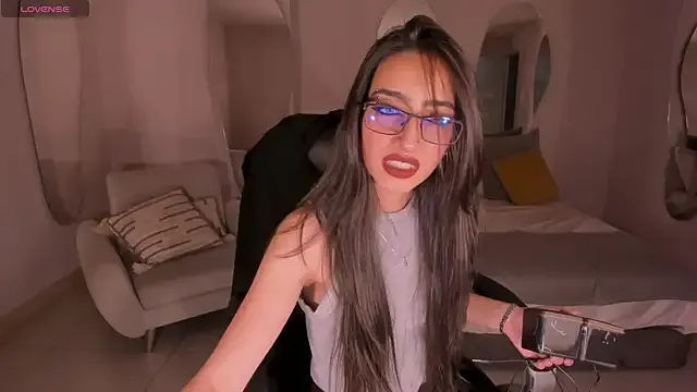 LarisaSmirnov — Cameltoe