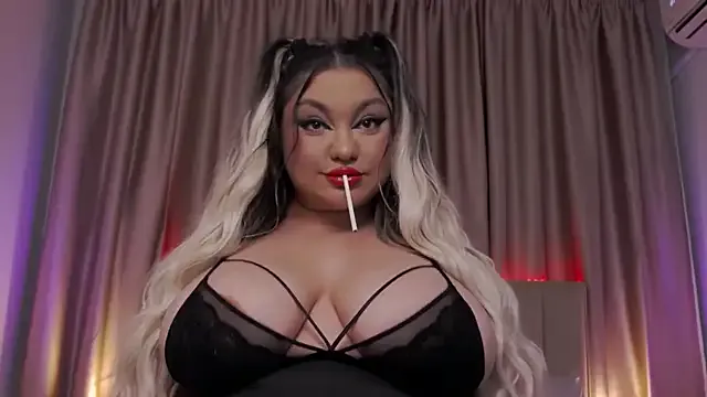 Avatar of LarissaQuinn