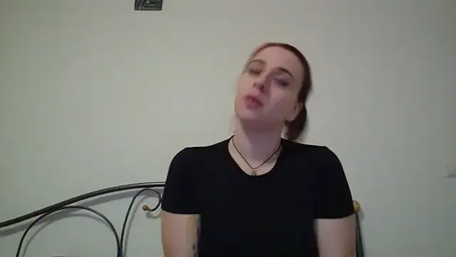 Avatar of Latexaddictx_