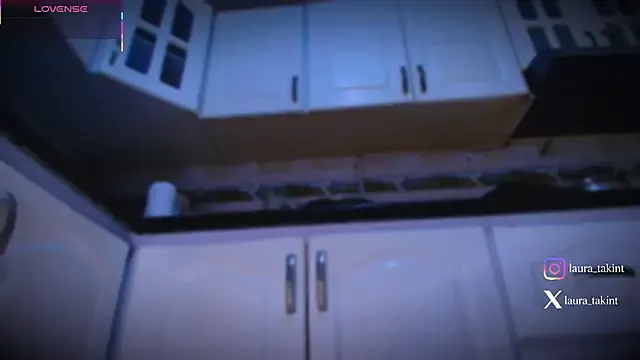 Avatar of Laura_takint