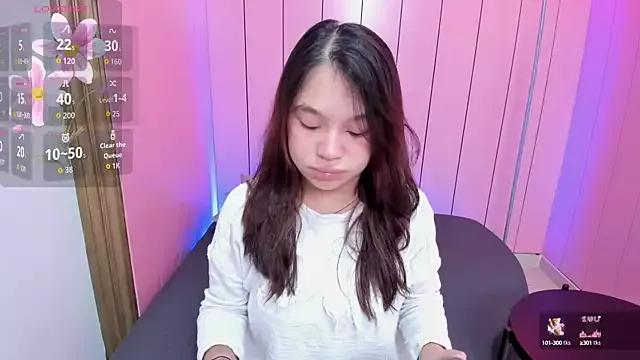 Try our girls live displays and explore the company of endless strippers, with beautiful physiques, vibrating toys and more.