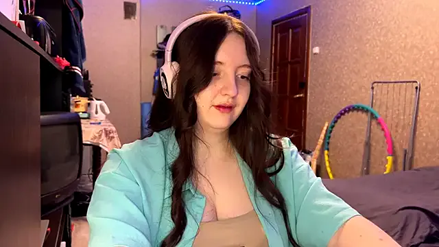 LauretteRagar — let's take off my top)))