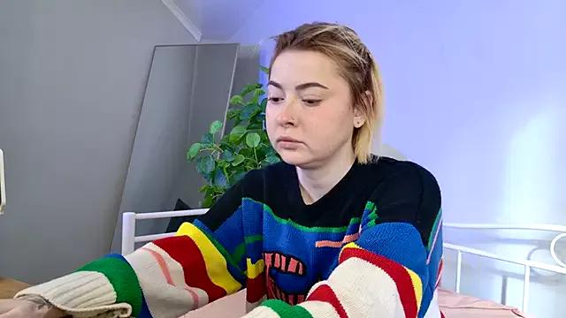 LaylaCookies from StripChat is Freechat