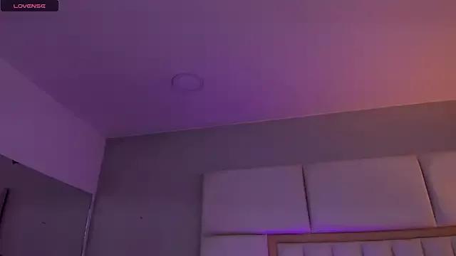 LaylaDoll_ from StripChat is Freechat