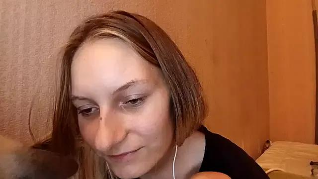 laytafltsmile from StripChat is Freechat