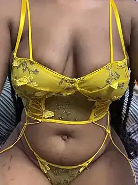 Leilachic0 from StripChat is Freechat