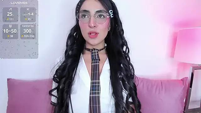 LennaBlair from StripChat is Freechat