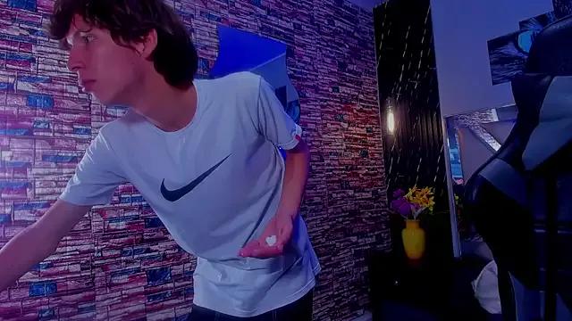 lenni_sirius from StripChat is Freechat