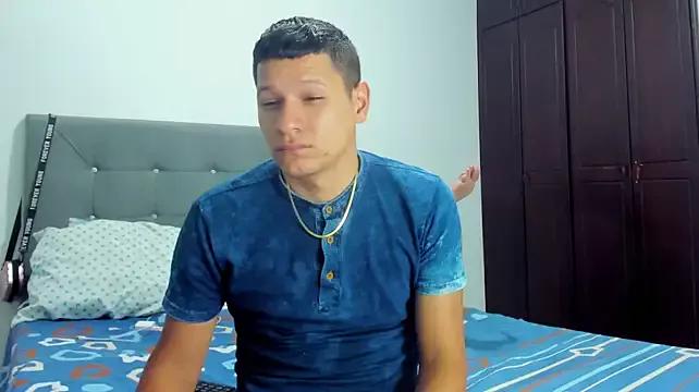 Leo_and_Alan from StripChat is Freechat