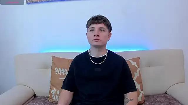 Leoo_Miller from StripChat is Freechat