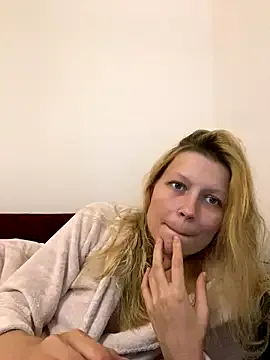 LexiSlimVIbe — Bra off