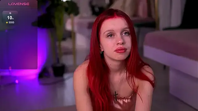 LeylaBelle — Pussy Play and lush Control 3 min 