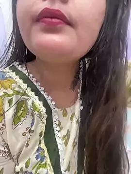 leylafleece from StripChat is Freechat