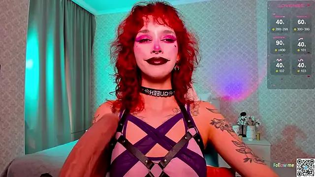 Try our girls live displays and explore the company of endless strippers, with beautiful physiques, vibrating toys and more.