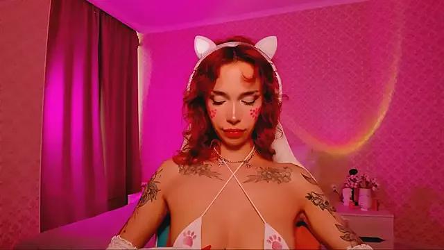 LeylaNoiry from StripChat is Freechat