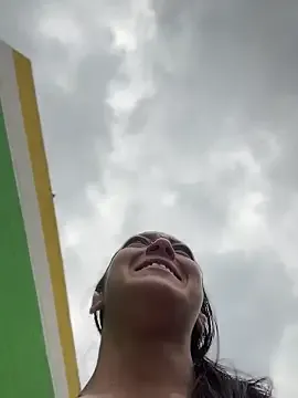 Lia__white — Pussy touch (legs closed) 