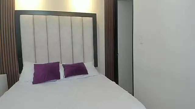 Lia_Monroe_ from StripChat is Freechat