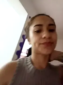 Liahdiaz_ — unwrap me like your birthay gift 