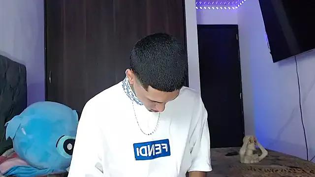 Liam_lee from StripChat is Freechat