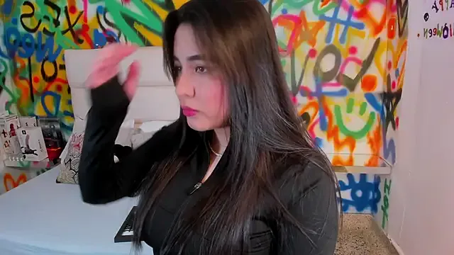 Liana_Bernocchi — domi in my pussy and squirt