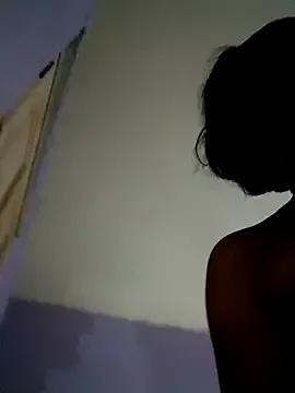 Liaprettygirl from StripChat is Freechat