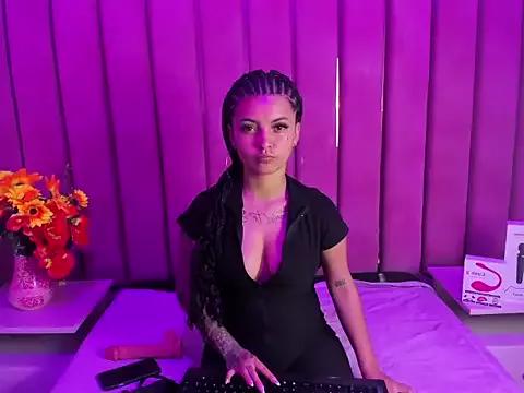 Liisaa_Kiss from StripChat is Freechat