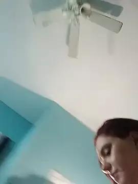 lilbishmiss from StripChat is Freechat