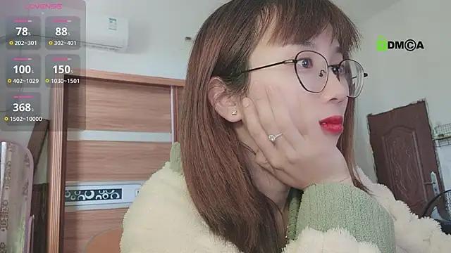 Lili_666 from StripChat