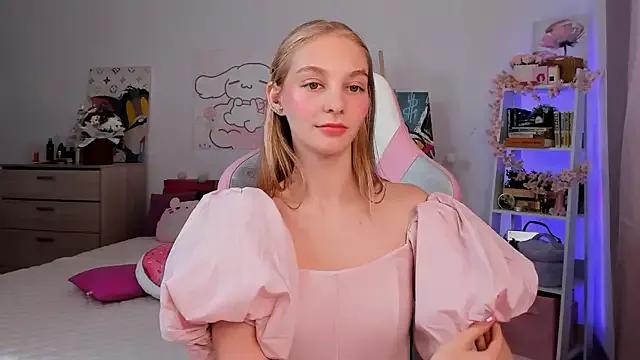 Lili_Lucky from StripChat is Freechat