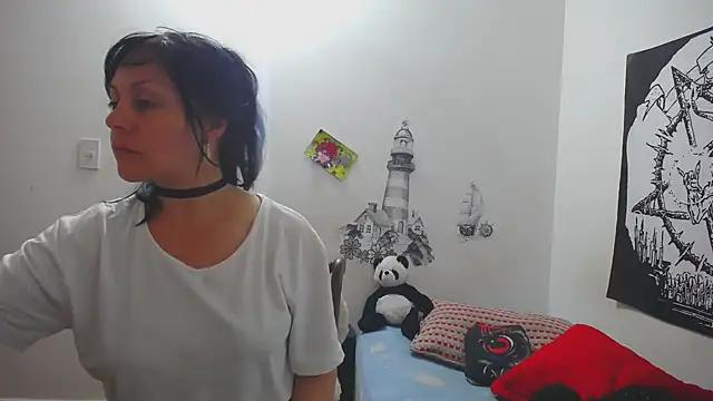 lili_peach from StripChat