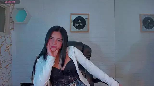 Lilifut_ from StripChat is Freechat