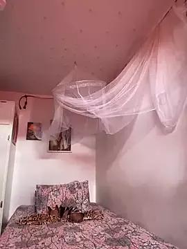 LiliJones_ from StripChat is Freechat