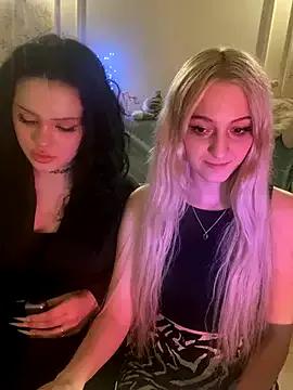 Try our girls live displays and explore the company of endless strippers, with beautiful physiques, vibrating toys and more.