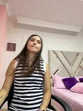 lilith_cut3 from StripChat is Freechat