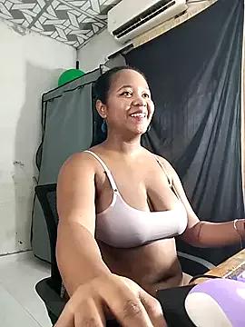 lilithathenea from StripChat