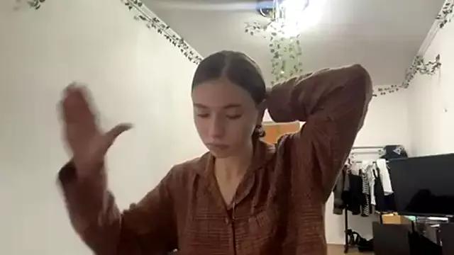 Try our girls live displays and explore the company of endless strippers, with beautiful physiques, vibrating toys and more.