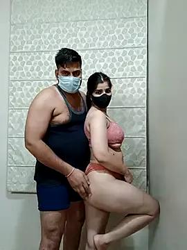 lilmisscutie from StripChat is Freechat