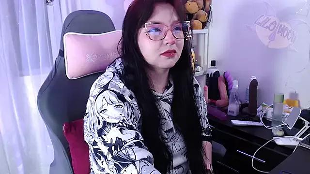 LiloMoon69 from StripChat