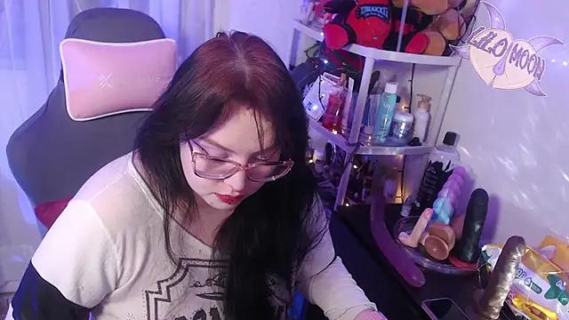 LiloMoon69 from StripChat