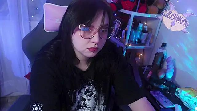LiloMoon69 from StripChat
