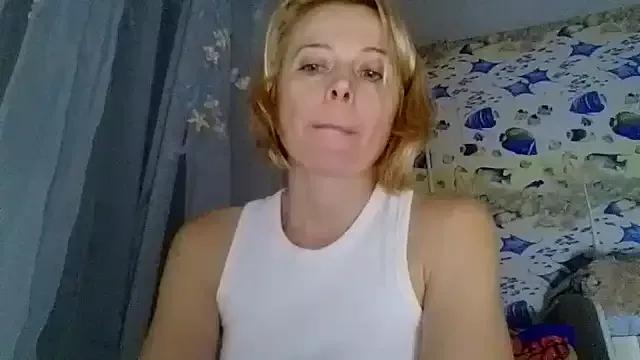 LiluXRose from StripChat is Freechat