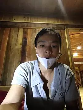 Try our girls live displays and explore the company of endless strippers, with beautiful physiques, vibrating toys and more.