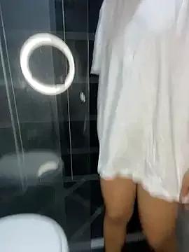 Try our girls live displays and explore the company of endless strippers, with beautiful physiques, vibrating toys and more.