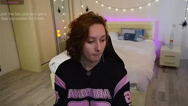 LilyannRosse from StripChat is Freechat