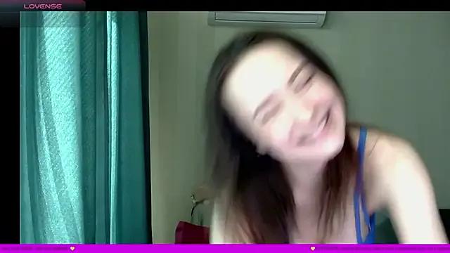 LilyXSky from StripChat is Freechat