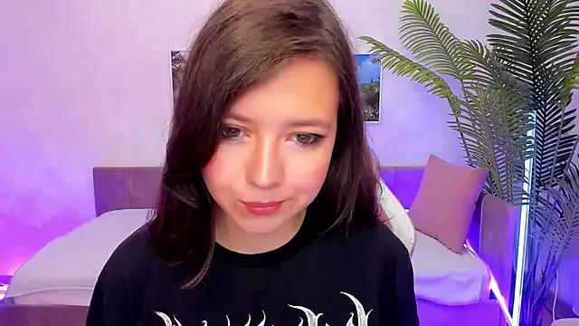 Lina_Brownie from StripChat is Freechat